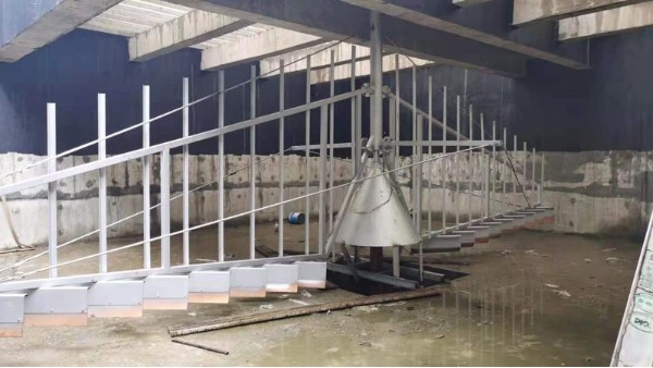 襄綠環保中心傳動刮（guā）泥機