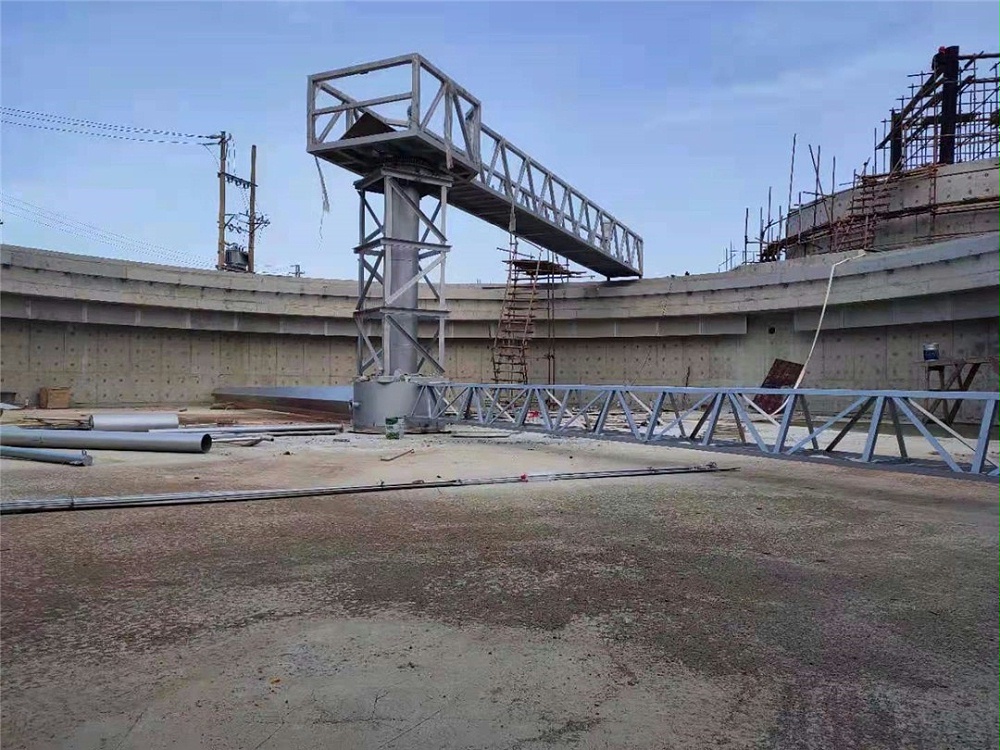 中心傳動刮泥（ní）(錘架式）