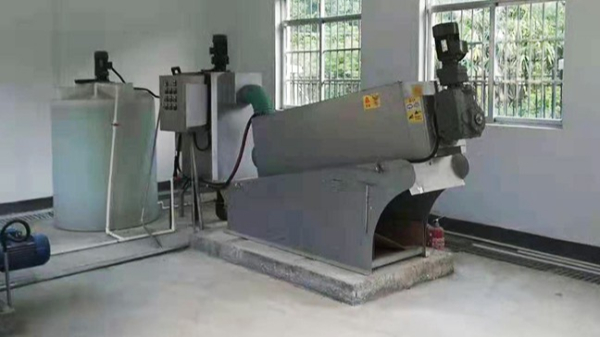 疊螺機為什麽啟動變慢？襄綠環保和您（nín）一起探討