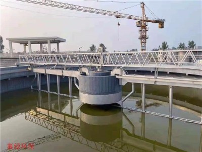 周（zhōu）邊傳動刮吸泥機